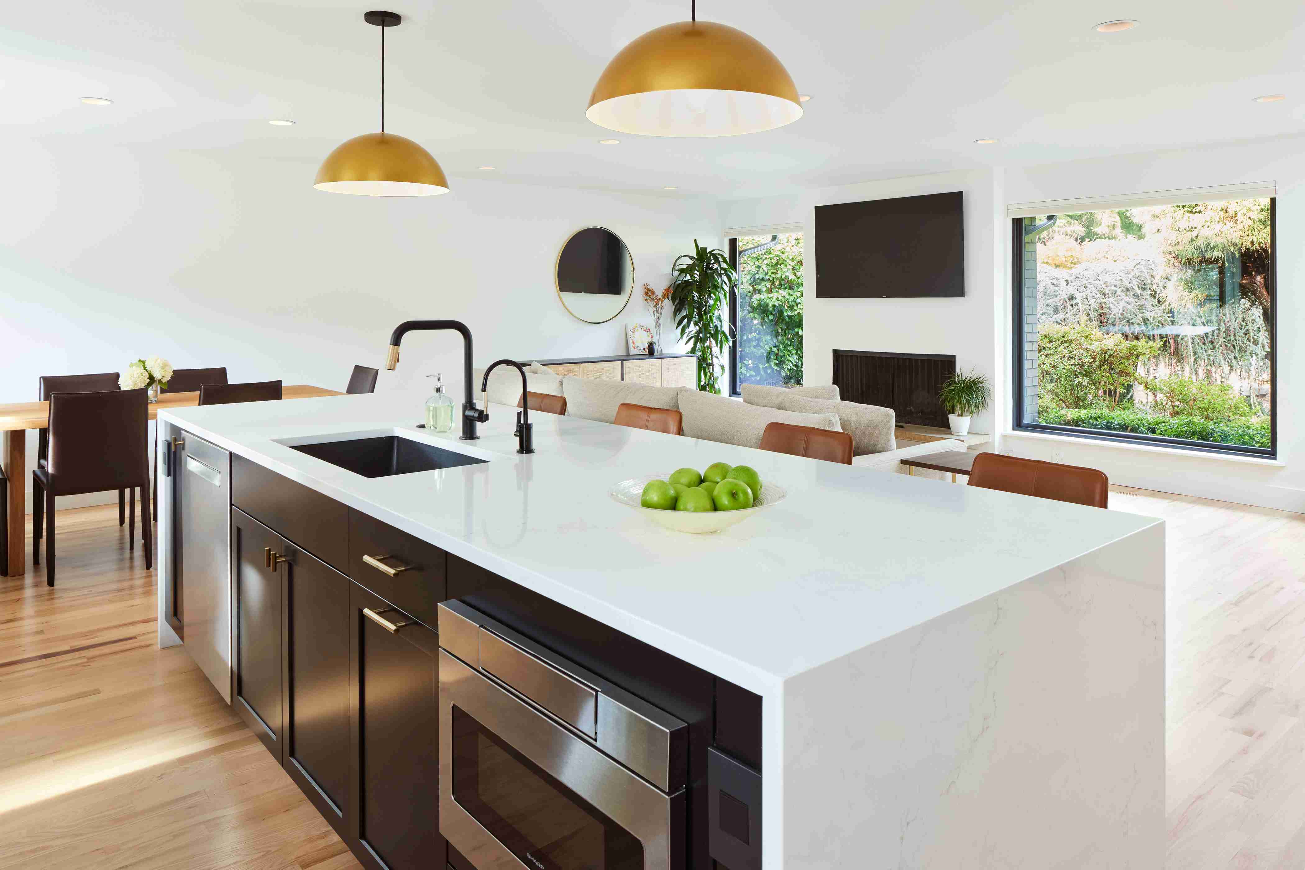 Contemporary Kitchen Remodel by Pathway Design & Construction — Project 1 project photo