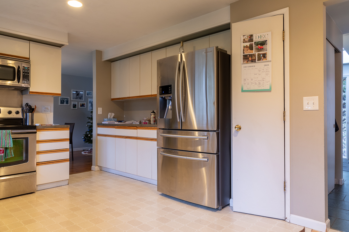 Normandy Park Kitchen_Before 3