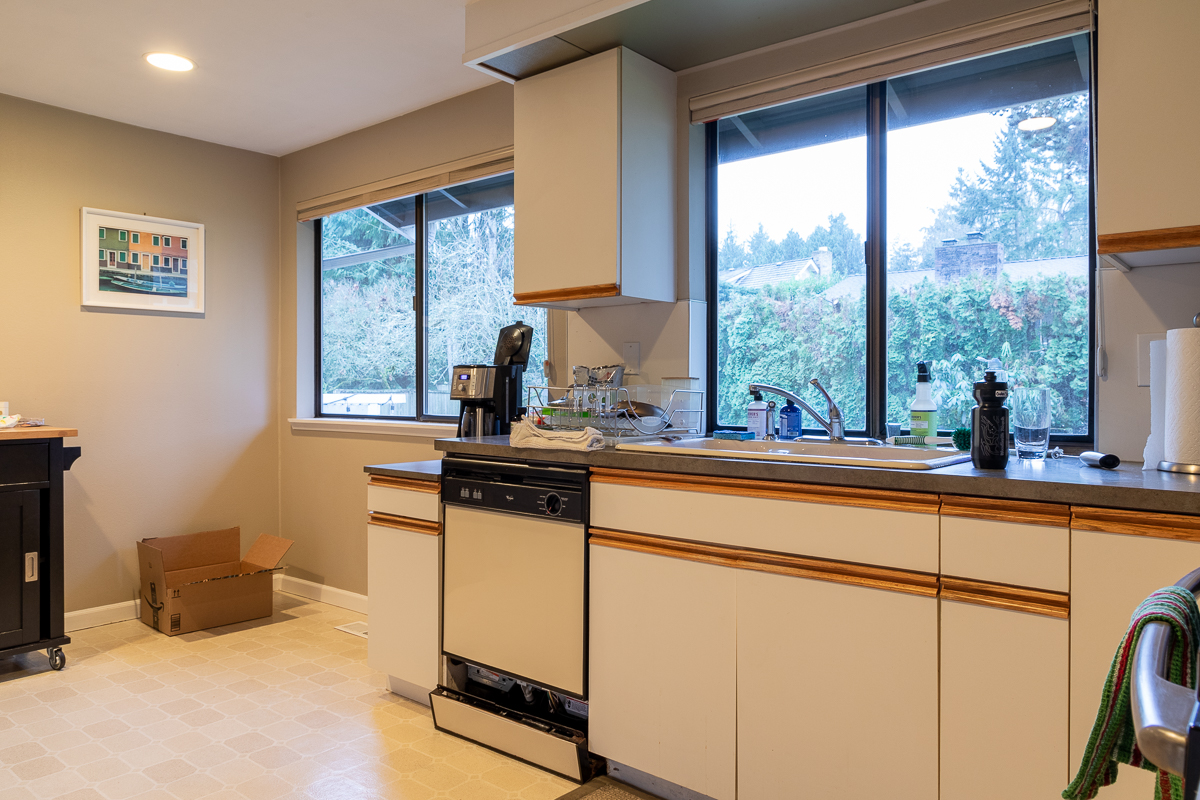 Normandy Park Kitchen_Before 4