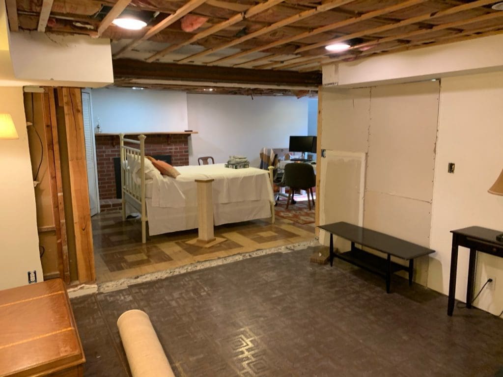 West Seattle Getaway Basement