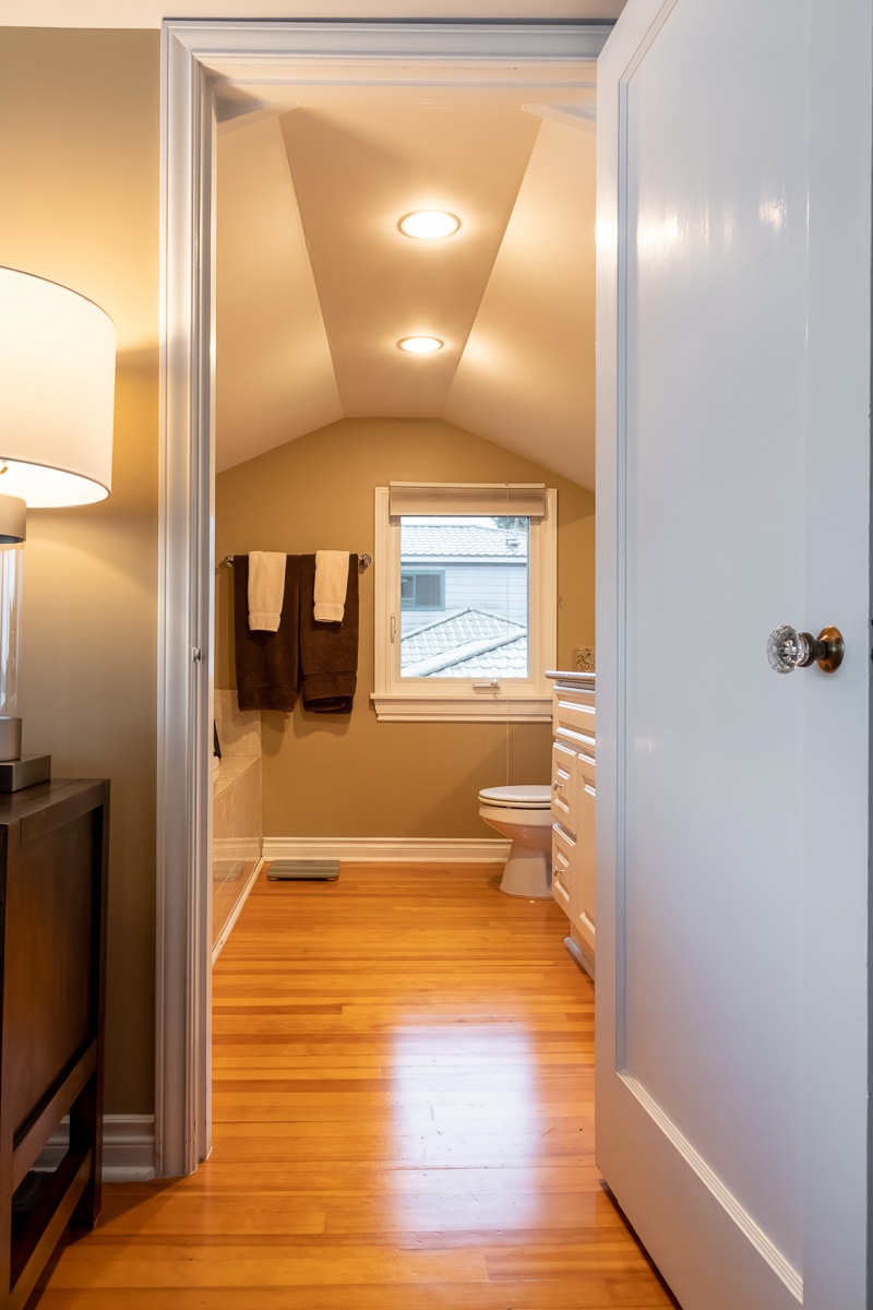 Seattle_Bathroom_Remodel_Before